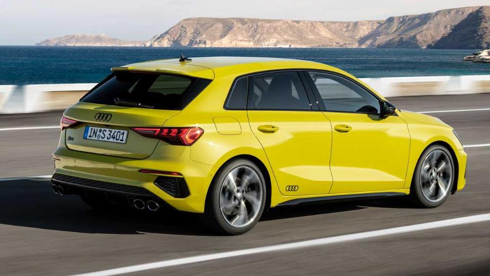 آئودی S3 اسپرت بک